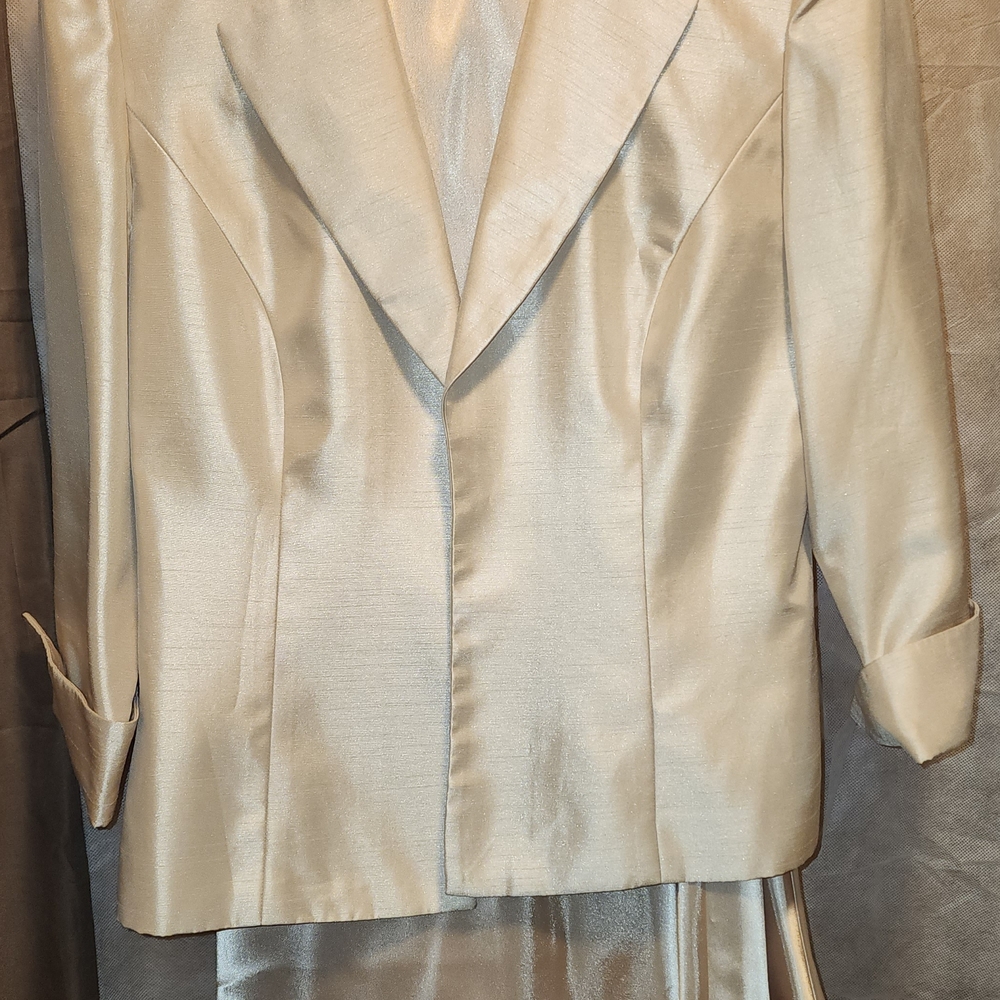 Elegant Cream Blazer and Skirt Set